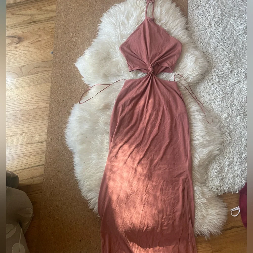 Abercrombie & Fitch Knotted Halter Cutout Maxi Dress -Small Tall, Terracotta Red